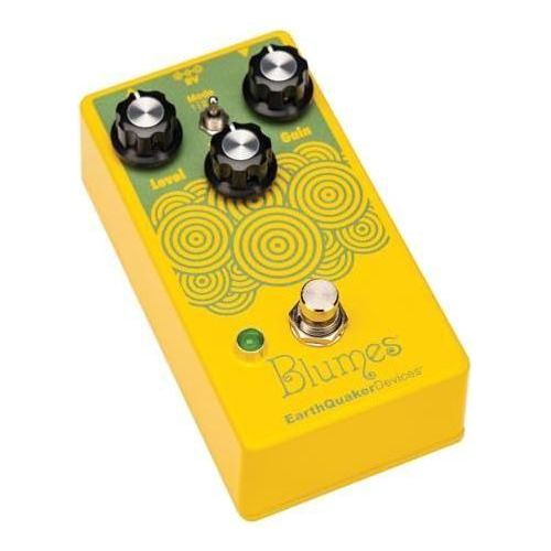 EarthQuaker Devices Blumes Low Signal Shredder Bundle w/2x Strukture S6P48 Woven Right Angle Patch Cables, 12x Guitar Picks and Liquid Audio Polishing Cloth