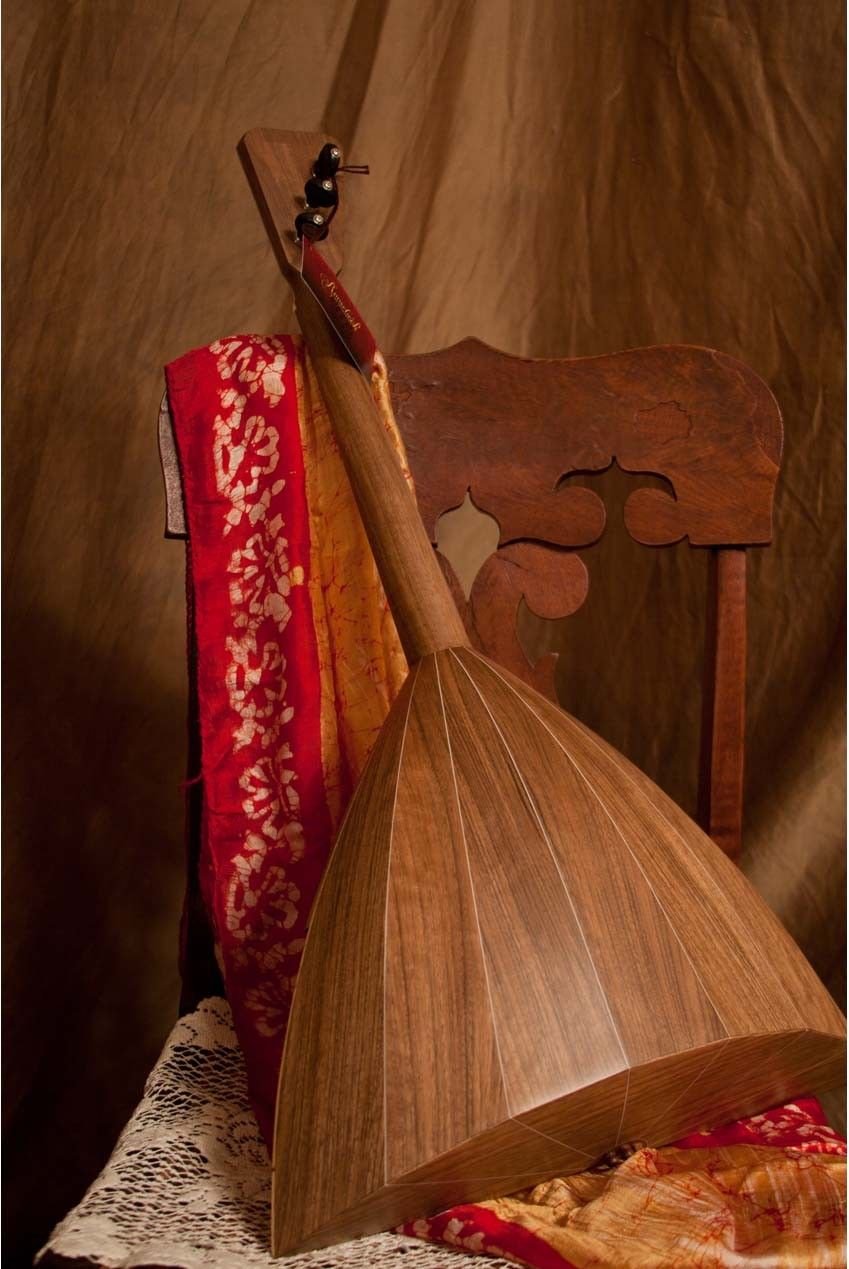 Roosebeck Deluxe Prima Balalaika Walnut Stave Body