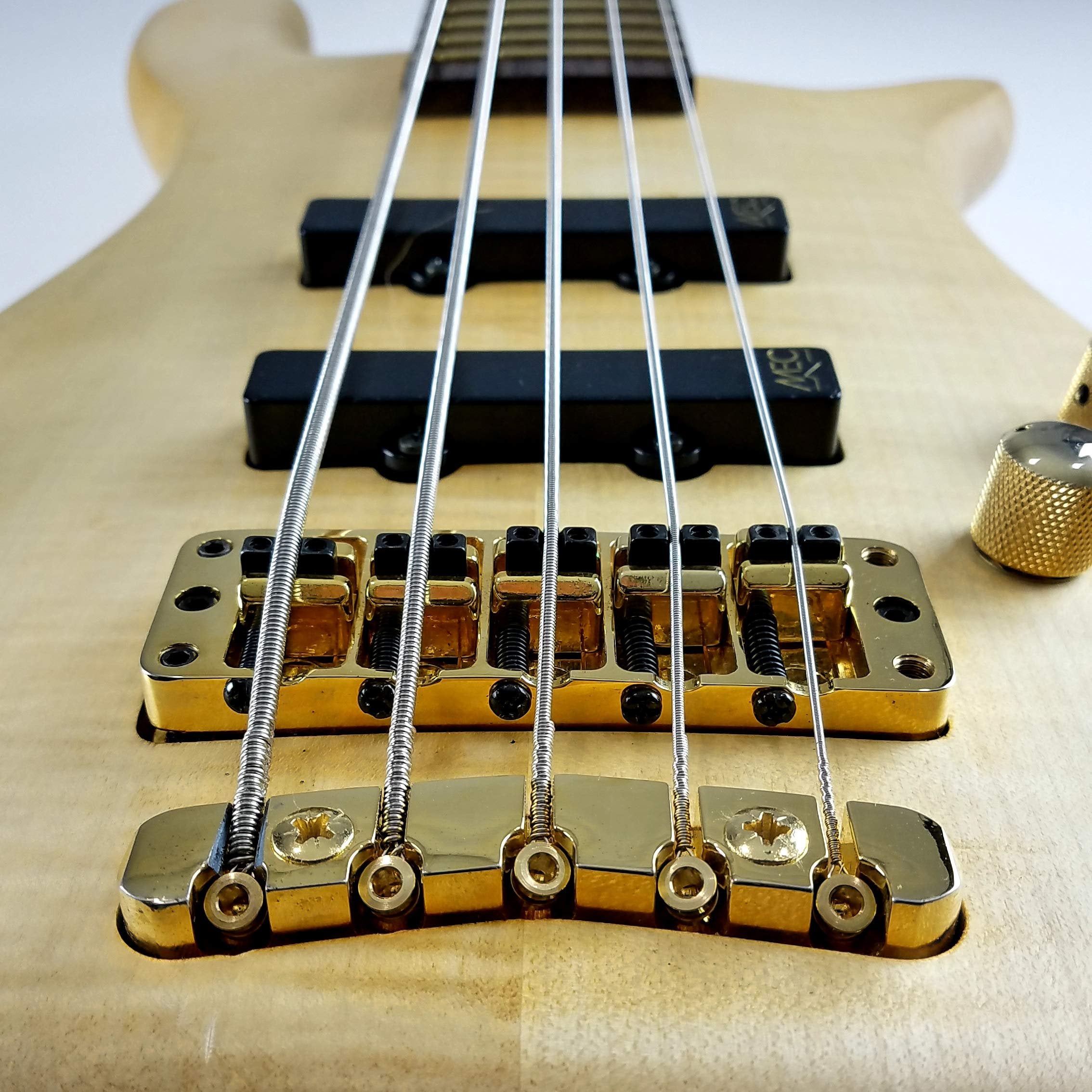 GHS Strings GHS Balanced Nickels 5 Bass Strings Light Gauge, 40-126, (37.25" Winding) (5L-NB)