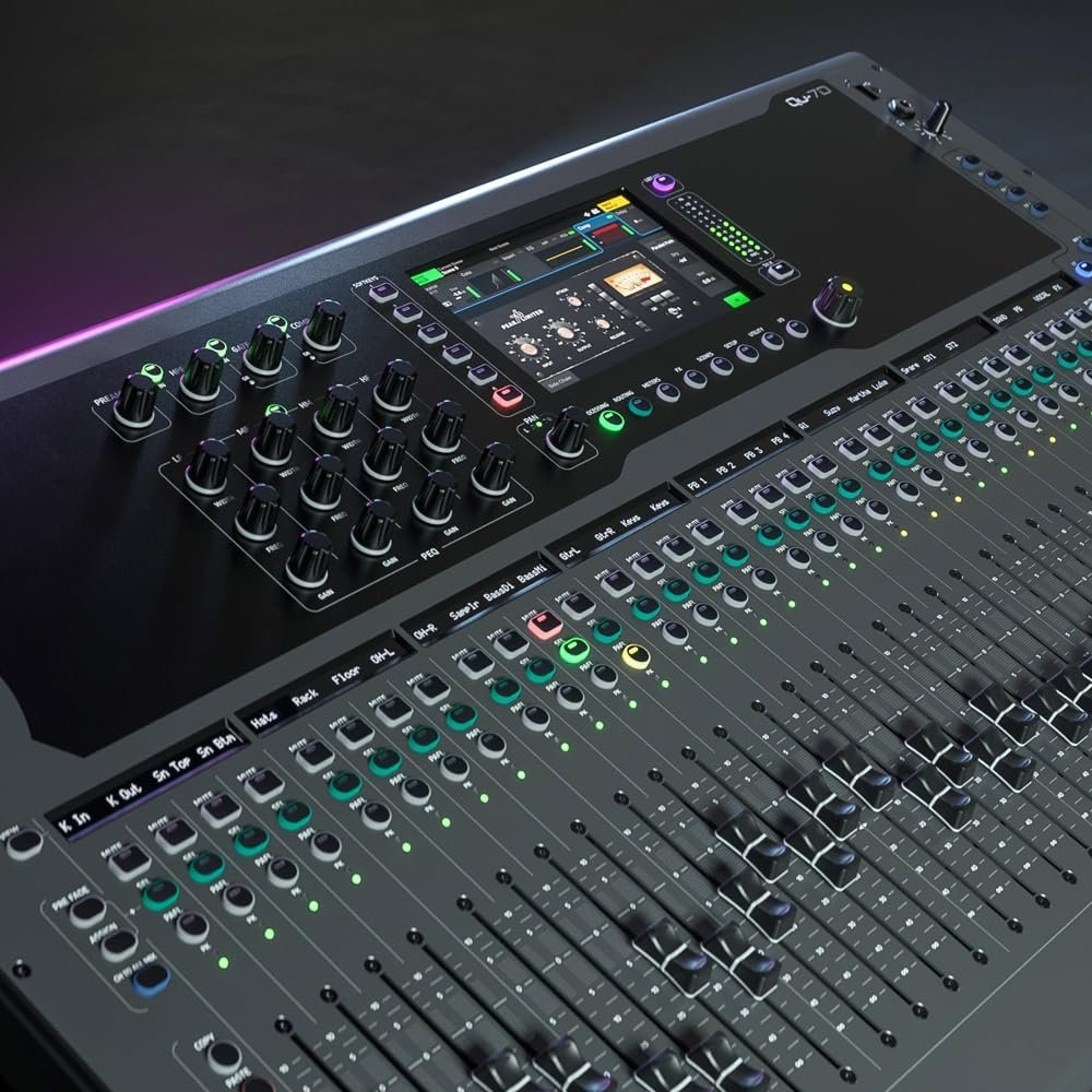 Allen & Heath Qu-7D 38-channel Digital Mixer with Dante