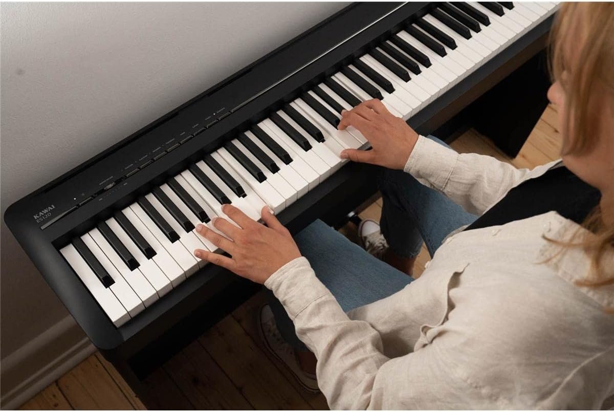 Kawai ES120 88-key Digital Piano with Speakers - Black