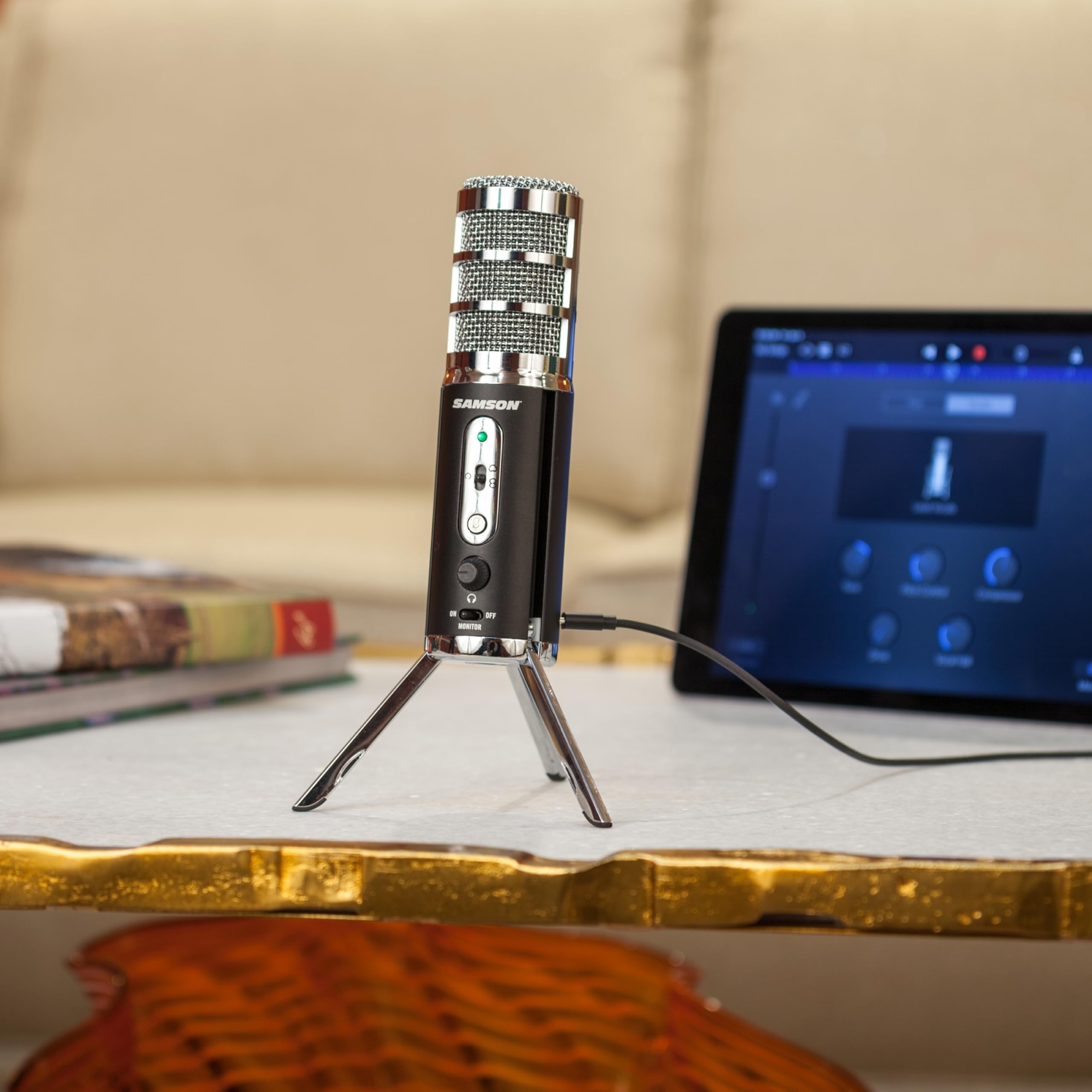 SAMSON Satellite USB/iOS Broadcast Microphone