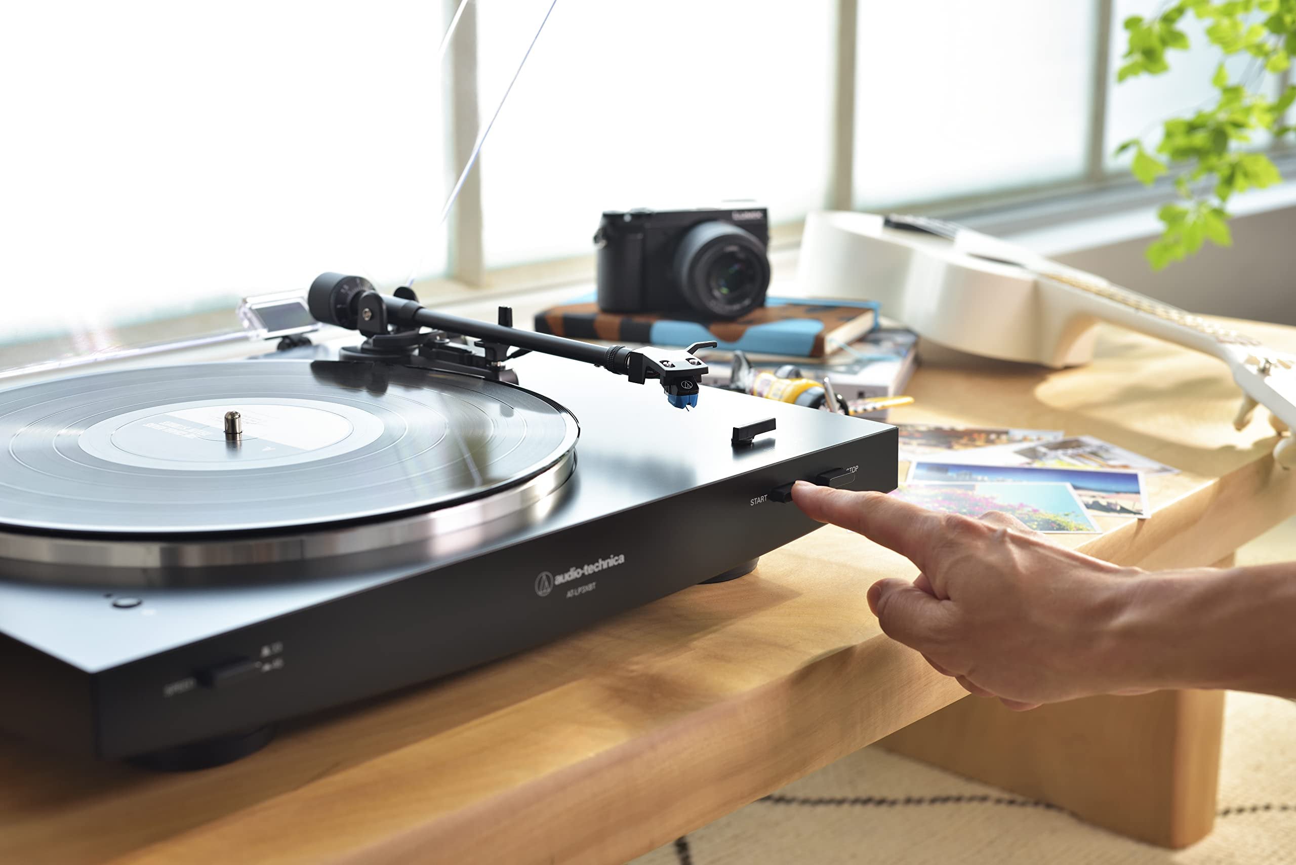 Audio-Technica AT-LP3XBT-BK Bluetooth Turntable Belt Drive Fully Automatic 33/45 (Black)