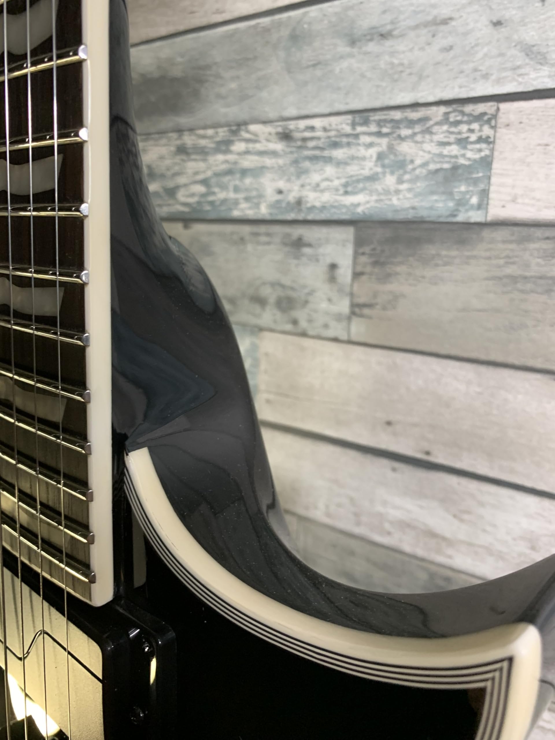 ESP LTD EC-1000S Fluence - Black