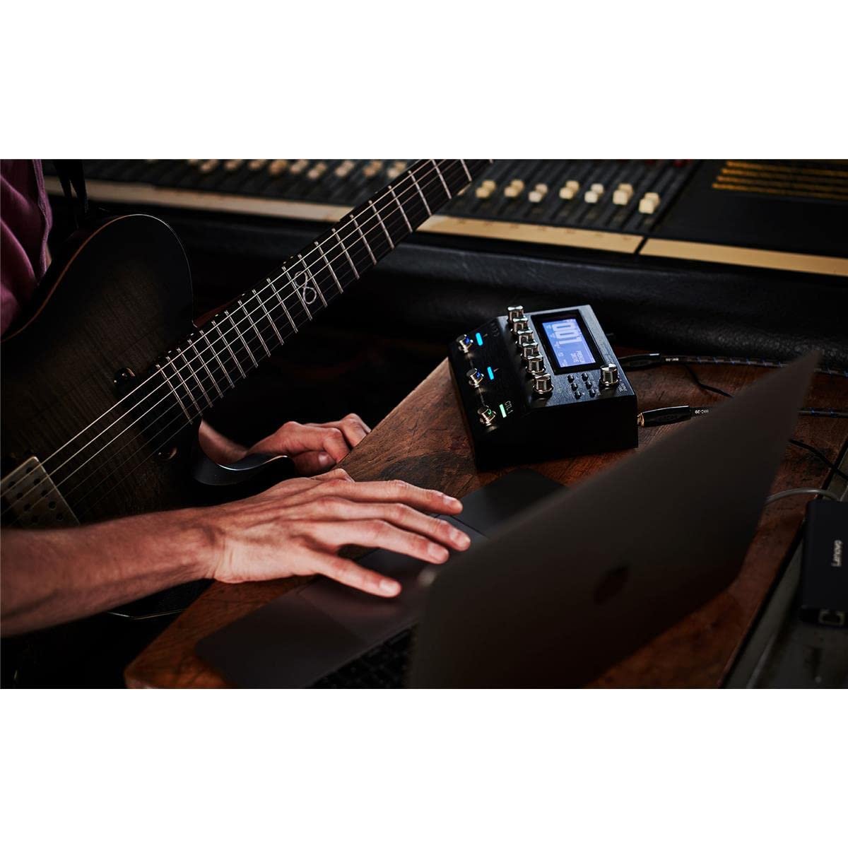 BOSS GT-1000CORE Guitar Effects Processor in a Compact Pedal | Unlimited Sound Creation | Unmatched Sound Quality with 32-Bit AD/DA | 32-Bit Floating-Point Processing | Cutting-Edge AIRD Technology