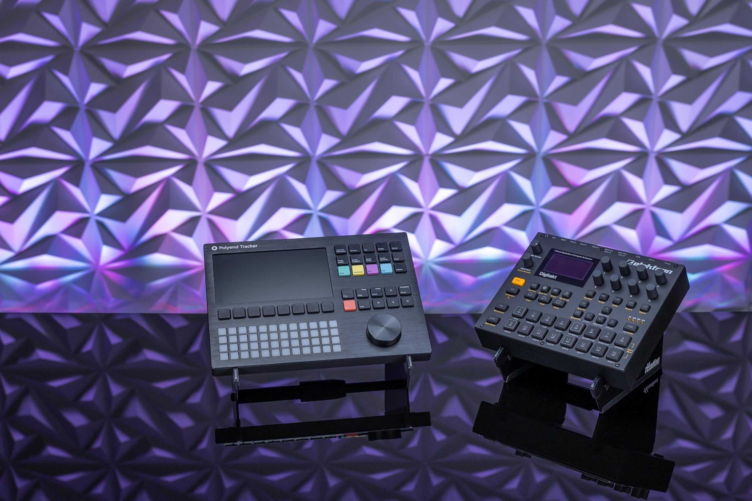 Headliner Adjustable Steel Desktop Production Stand (Small); Fits Small Synths, Samplers, Effects Modules, Drum Machines and more Music Production Gear for your Studio