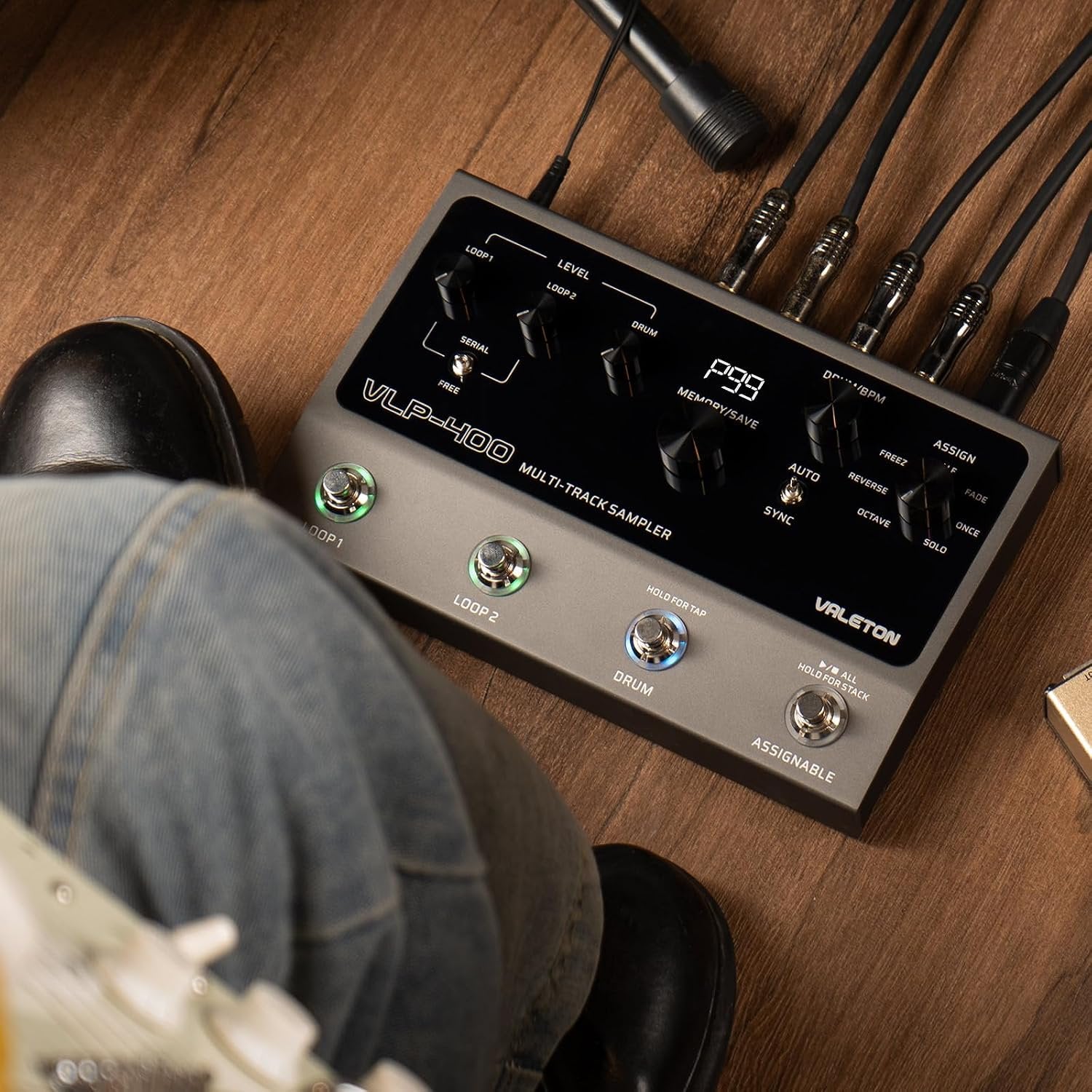 VALETON Guitar Loop Station Looper Pedal with 100-Stereo Drum Machine, 7 Customizable Effects, Assignable Knobs & Footswitches, USB Connectivity for Windows/Mac VLP-400 (Incl 1 PCS 15 CM TS Cable)