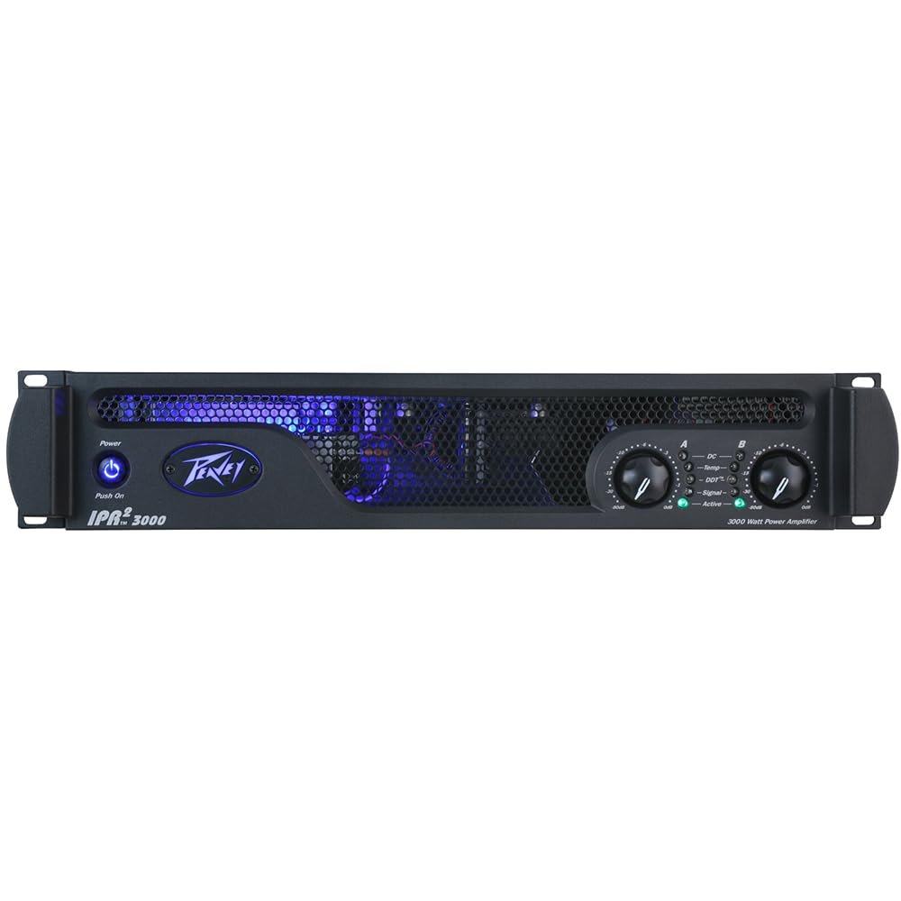 Peavey IPR2 3000 Lightweight Power Amp Bundle with 2x Pig Hog "Black Woven" 20ft Instrument Cable and Instrument Polishing Cloth