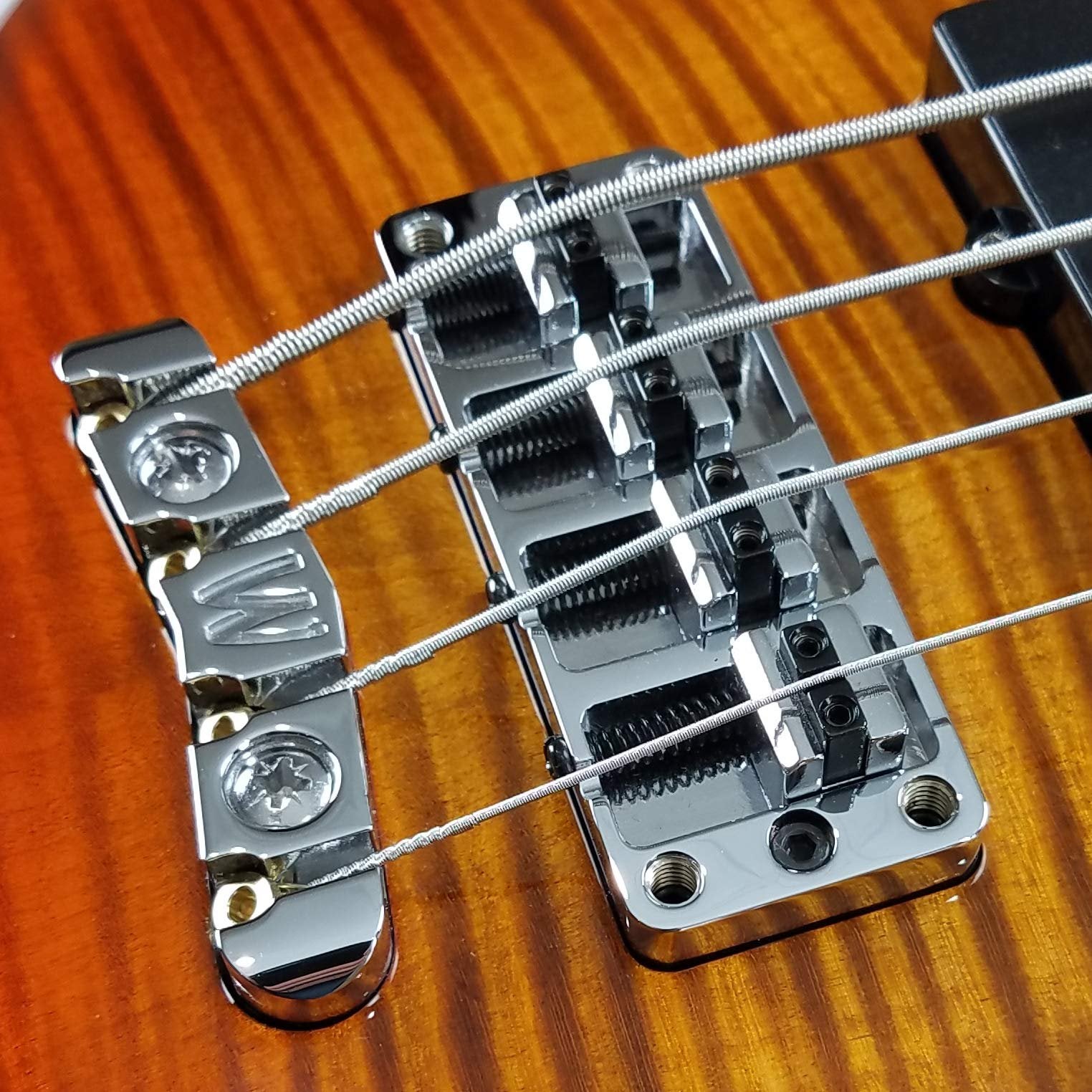 GHS Strings GHS Balanced Nickels 4 Bass Strings Medium Gauge, 44-106 (37.25" Winding) (4M-NB)