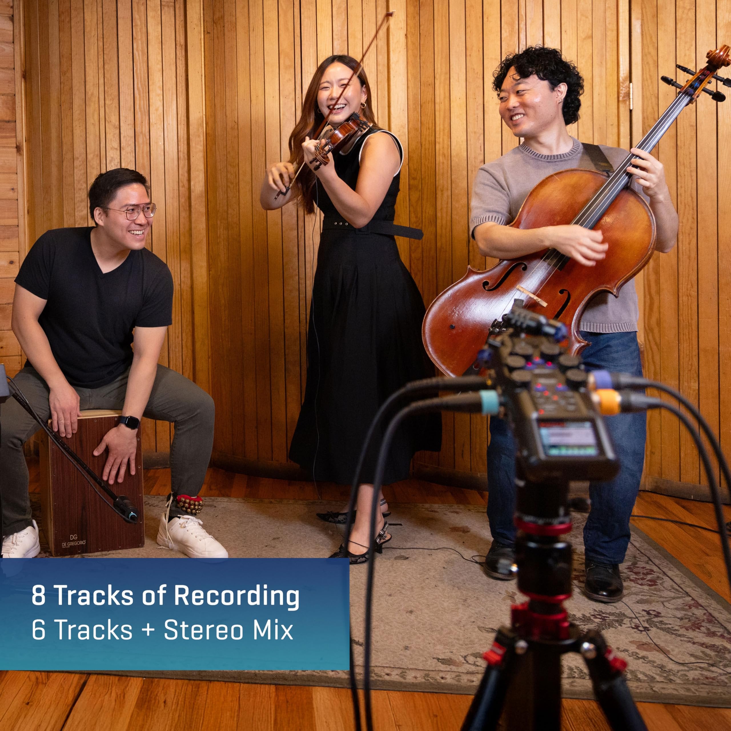 Zoom H6 studio Handheld Recorder for Musicians, Filmmakers & Podcasters with Large Stereo Microphones, 4 Pro Quality Preamps, 8 Tracks of Recording, 32-Bit Float, Gain Knobs, and USB Audio Interface